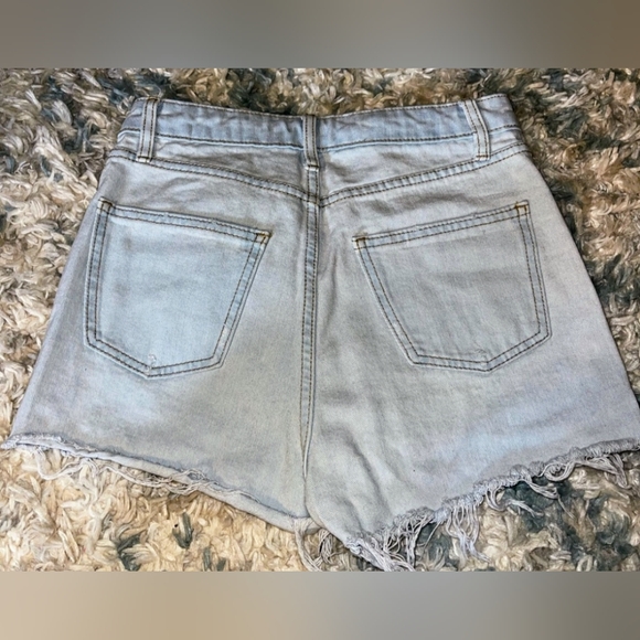 Wild Fable NWOT size 00 blue jean shorts - Picture 3 of 5